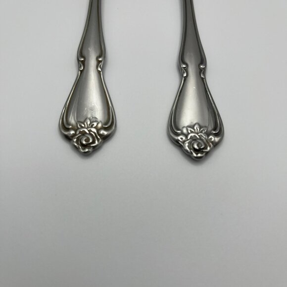 Oneida ARBOR‎ ROSE TRUE ROSE 1881 Rogers Stainless Flatware TWO Teaspoons Spoons - Picture 9 of 9